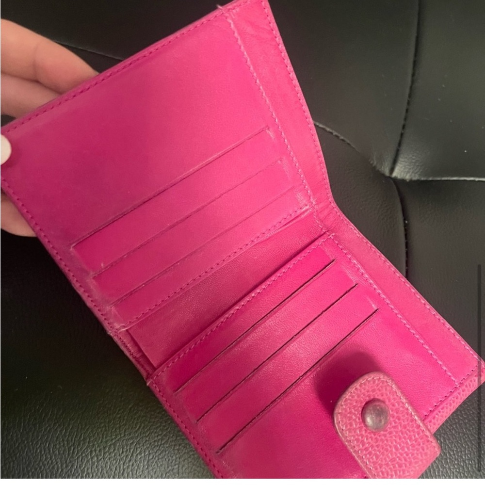CHANEL lambskin wallet - Picture 2 of 6